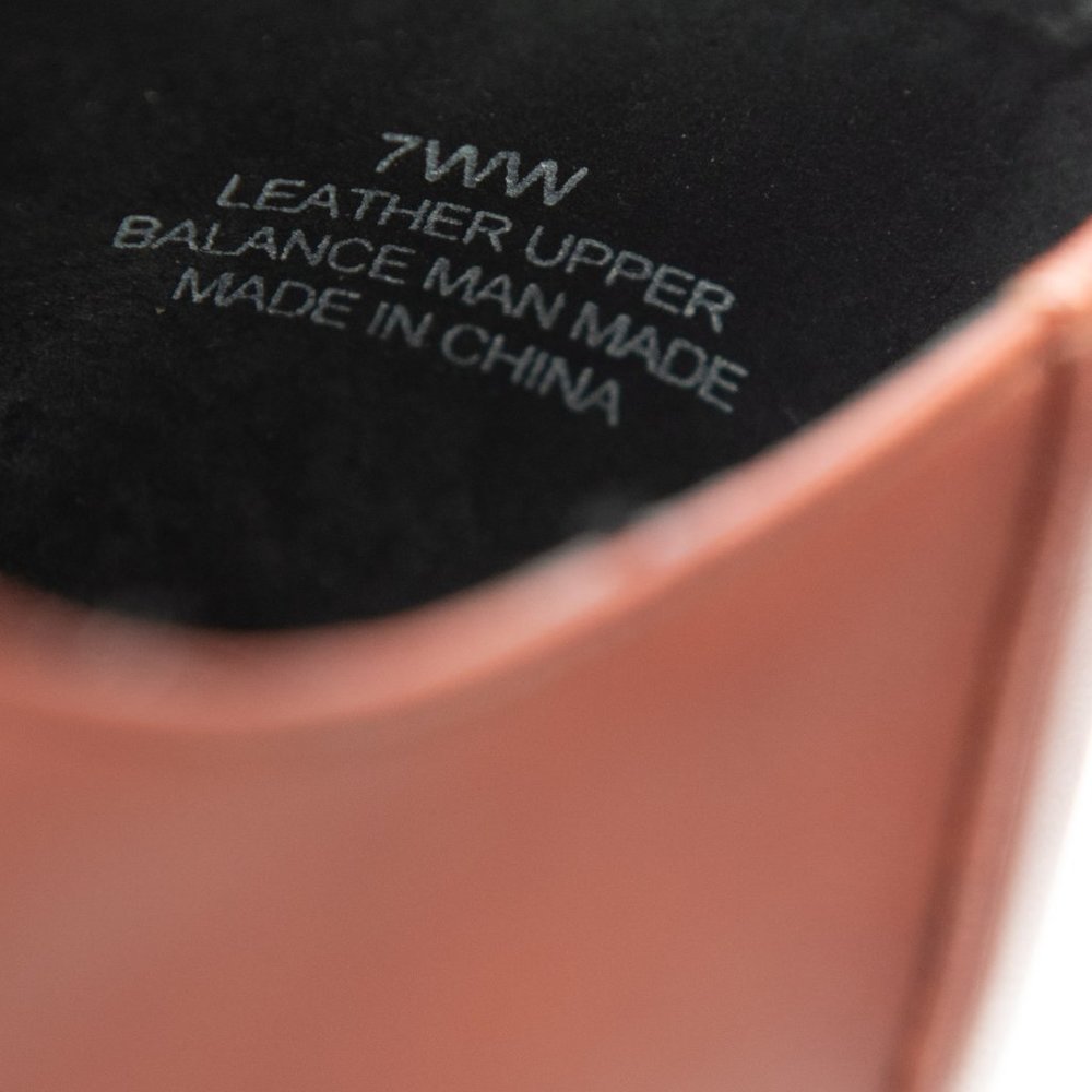 David Tate Bootie Stacked Block Heel Leather Boot Square Toe Size 7 WW Wide - Picture 9 of 9